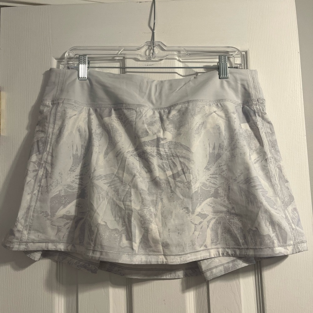Floral pattern Lululemon Pace Rival Skort